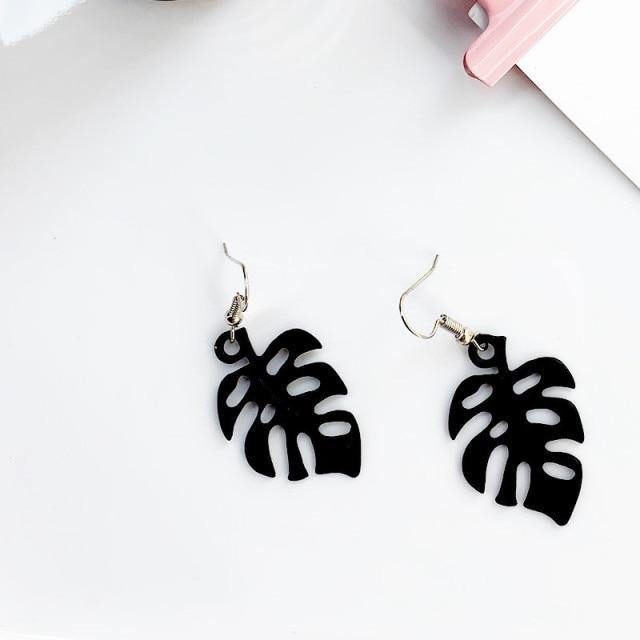 Monstera Leaf Drop Earrings Black | Sage & Sill